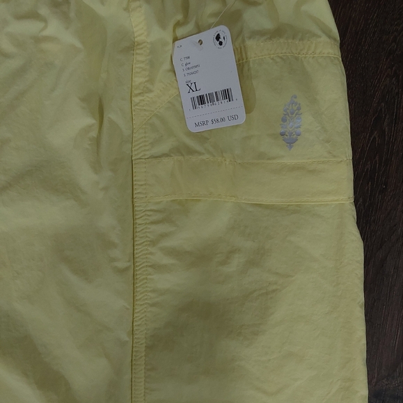 FREE PEOPLE MOVEMENT NWT shorts - Picture 2 of 6